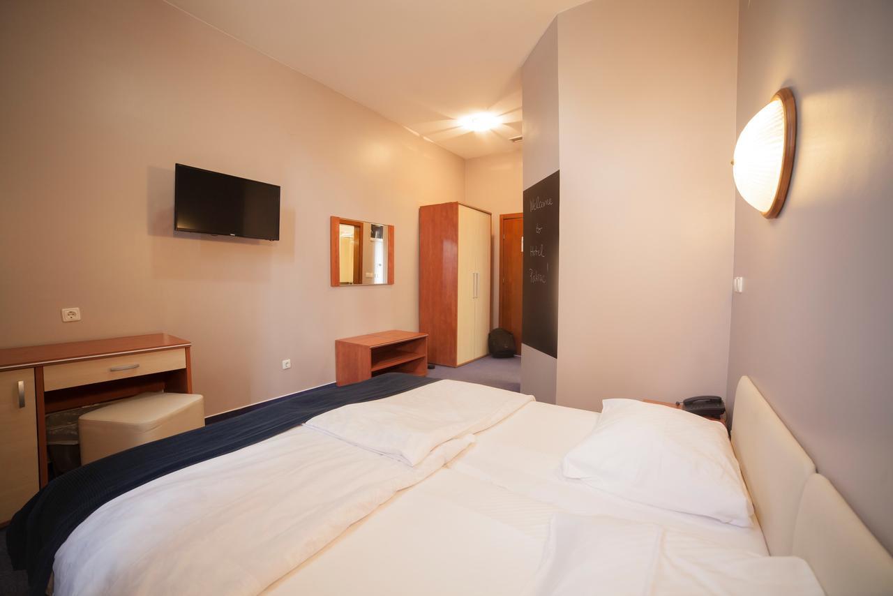 Hotel Pakrac Eksteriør bilde