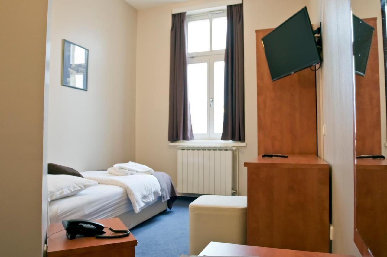 Hotel Pakrac Eksteriør bilde